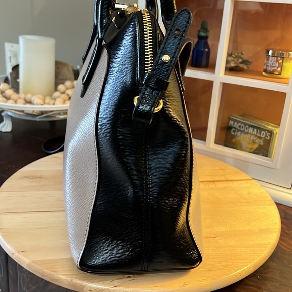 NEW WITHOUT TAGS! RALPH LAUREN DOME TOTE 👜 - Picture 2 of 8